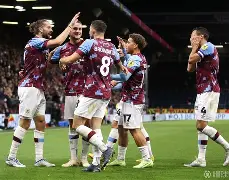 欧博体育-上海申花热身赛